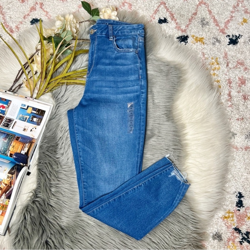 American Eagle Curvy High Rise Jegging  Frayed Hem Wonen’s Skinny Jeans Sz 14
